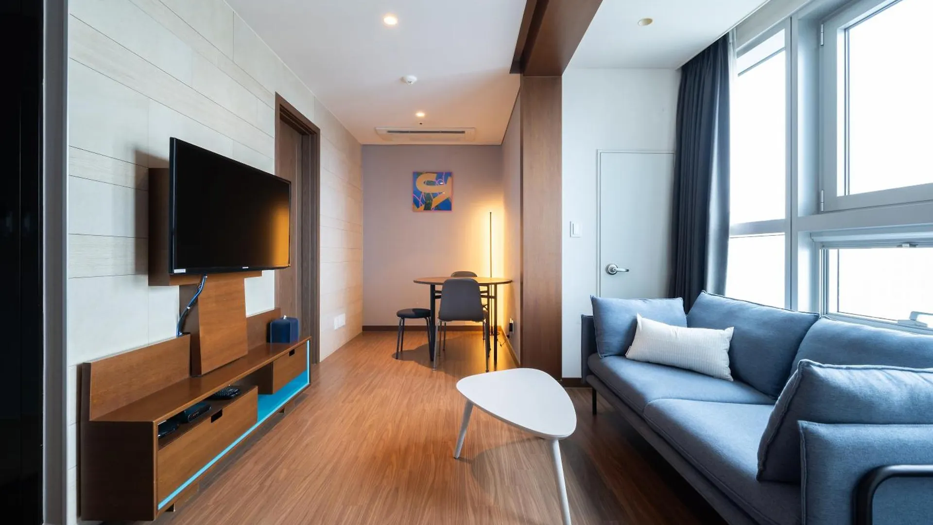Urbanstay Haeundae Station 부산광역시