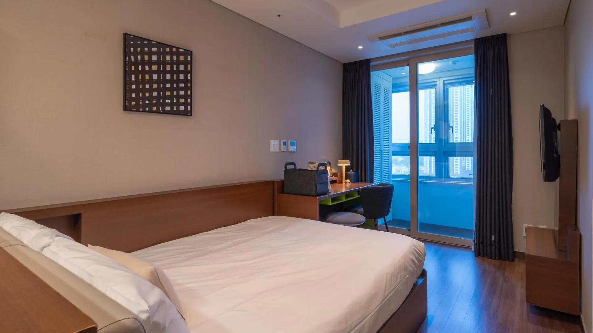 Urbanstay Haeundae Station 부산광역시