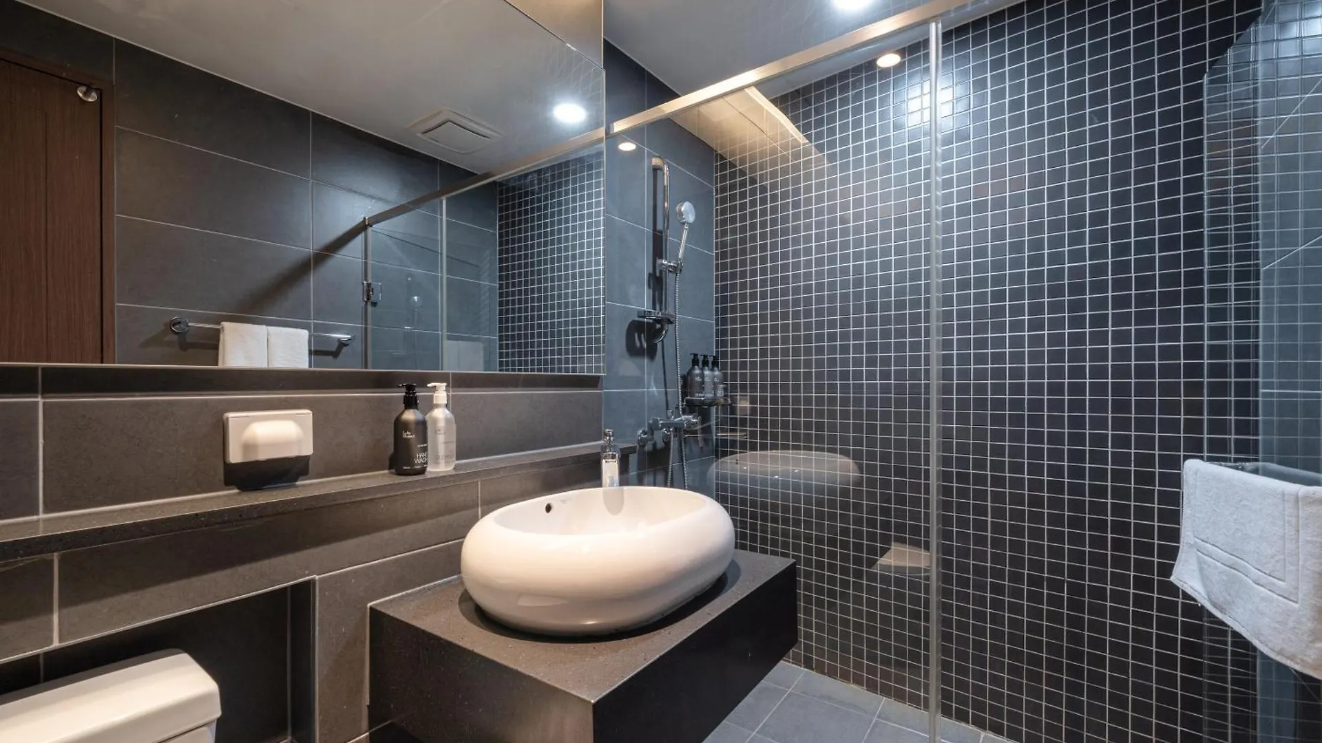 Urbanstay Haeundae Station Pusan