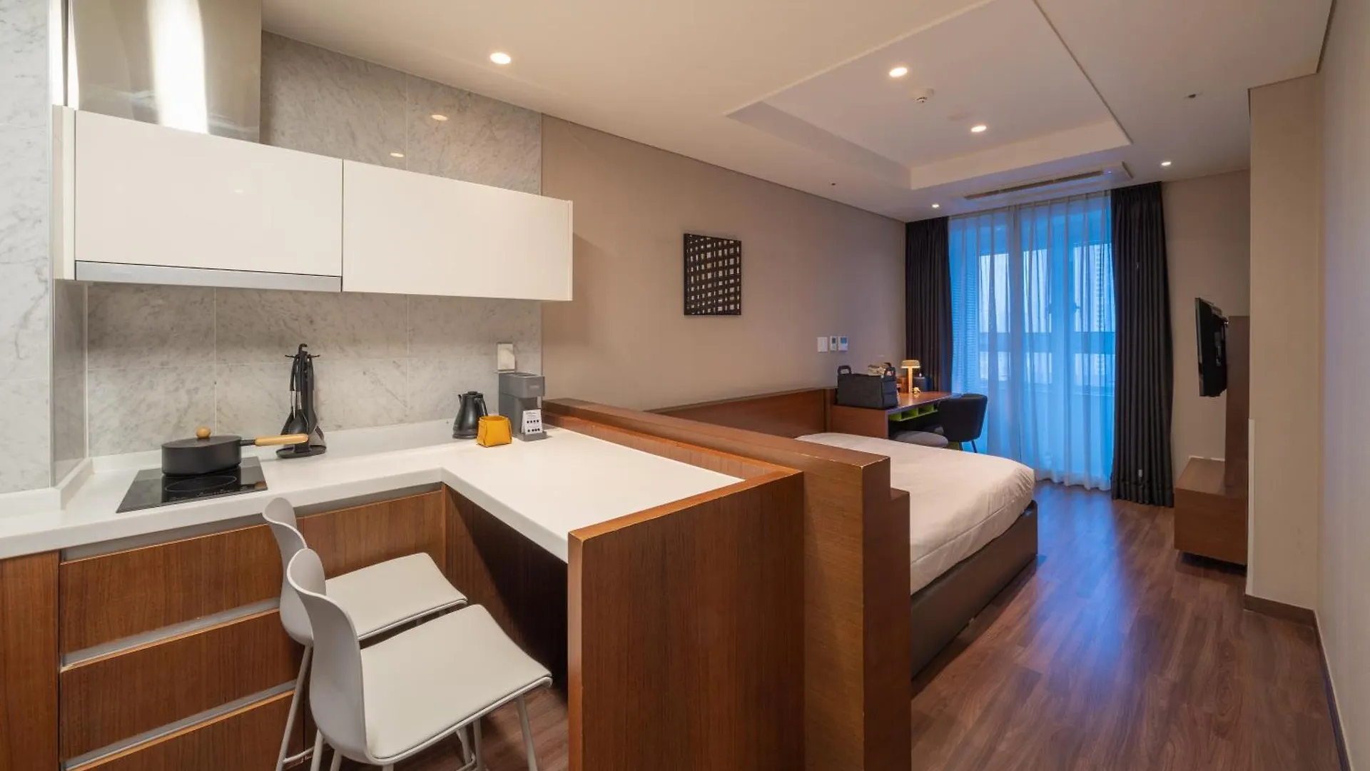 Urbanstay Haeundae Station Pusan 0*,