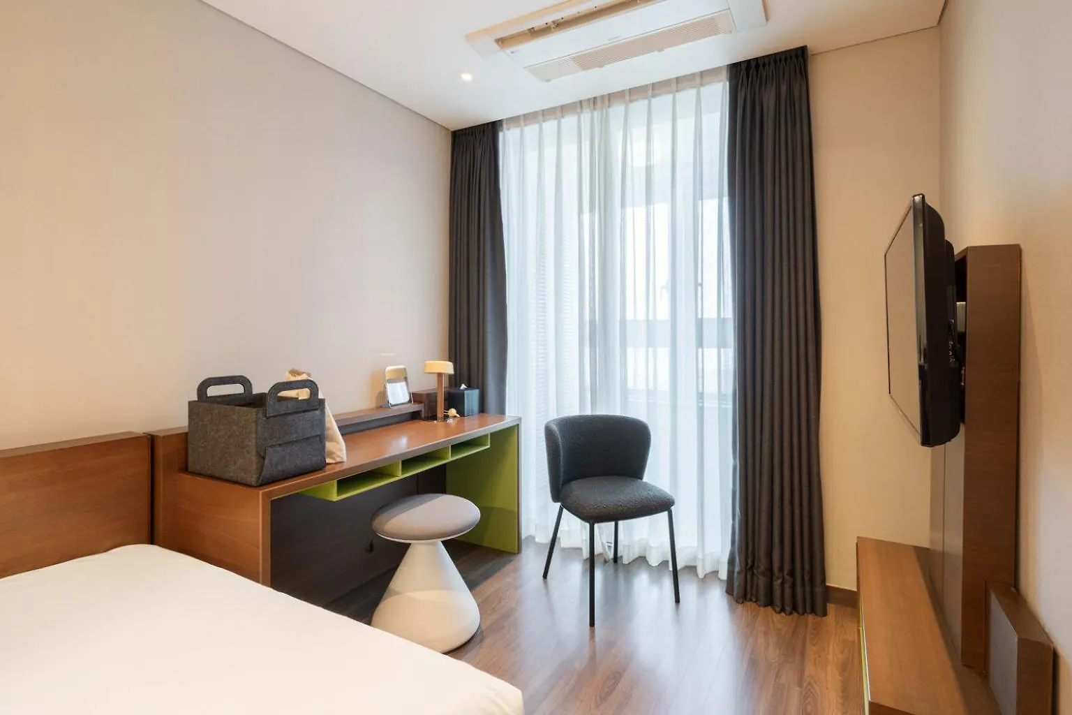 Urbanstay Haeundae Station Busan 0*,  South Korea